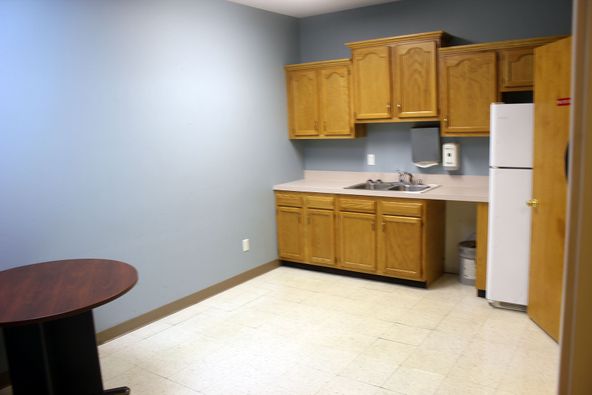 169 Dr Joe T Pettey Dr, Russell Springs, KY 42642